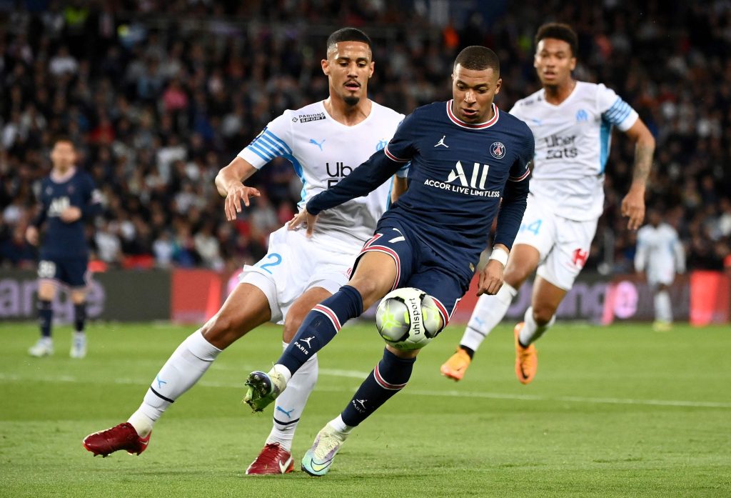 Ligue 1 được hiểu là giải VĐBĐ chuyên nghiệp dành cho những CLB tại nước Pháp